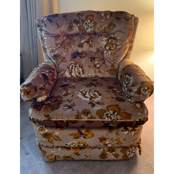 Vintage Crushed Velvet Love Seat & Accent Chair 53x34x33