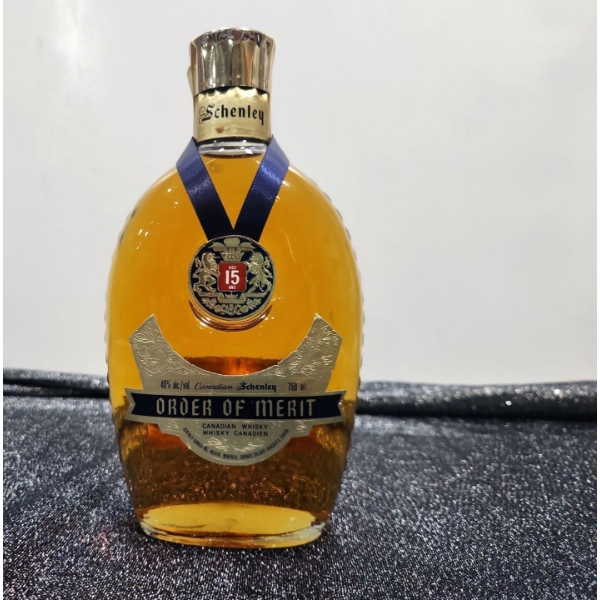 Vintage Bottle! 1972 Schenley 15 Year Old Order of Merit Whiskey, Sealed. 750ml