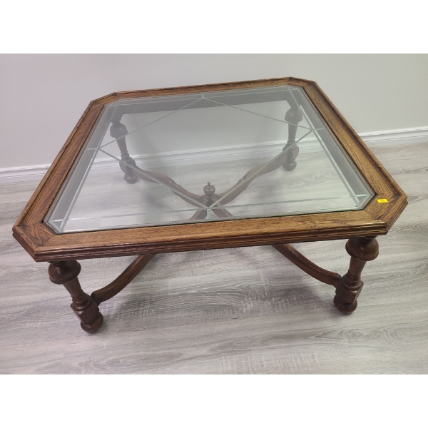 Square wooden coffee table with glass top - 38W, 18T, 38D