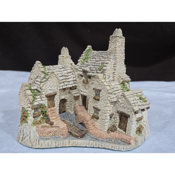 Hand Carving 'Fishermans Wharf' By David Winter 