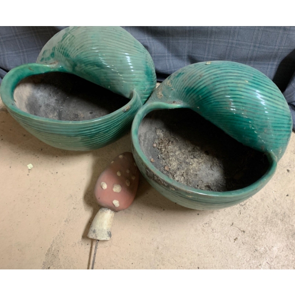 Snail Large Outdoor Planters - 18L 