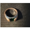 Image 2 : Costume Ring w/ Green Stone 2.8 gram (Total Weight) Silver Finish Worn Showing Copper (No Stamp)