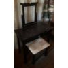 Image 4 : Vanity and Stool-Needs Mirror