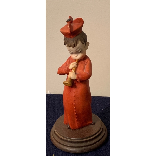 Giuseppe Armani Made in Italy Choir Boy Figurine - 6T 