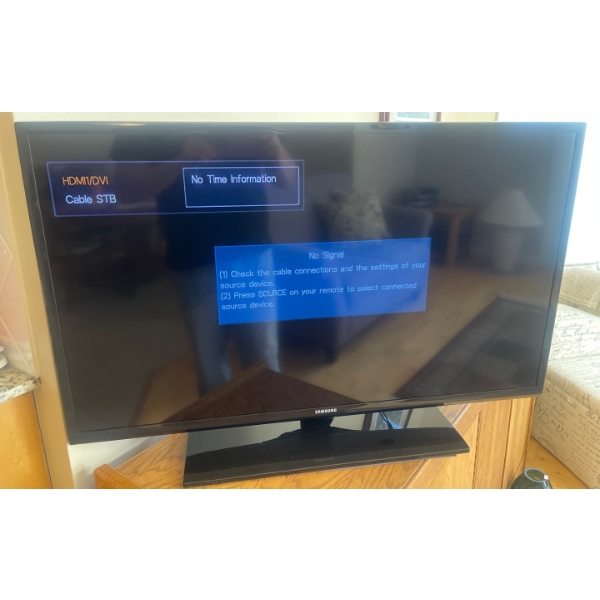42" SAMSUNG LCD Television Mo.H5003F w/ SONY HDMI DVD Player (Remote Controls Included!)