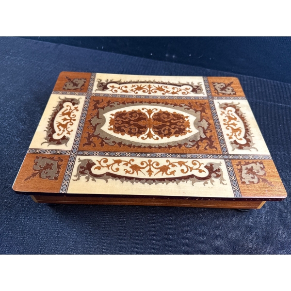 Antique Italian Marquetry Jewellery / Music Box 11 x 14