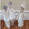 Image 1 : Lladro: Choir Singers 8.5 T and Female Holding Stick 8.5 T 