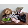 Image 1 : Top Drawer Finds - New Panty Hose Columbia Toque Sun Hat Asian Fan & More
