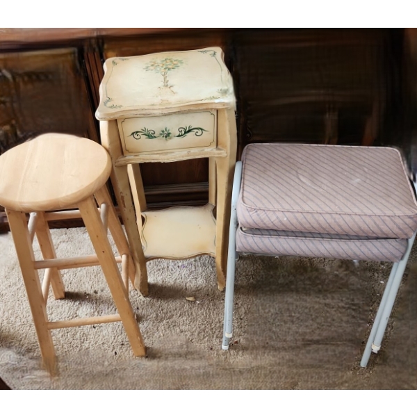 Painted Accent Table 13 X 13, 27 T, Stool 1" Diameter Seat, T and Stackable Stools