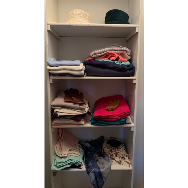 Ladies Clothing Collection Size XL w/ Derby Style Hats