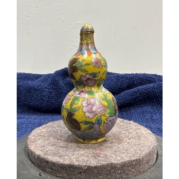Floral Snuff Bottle with Spoon 3H