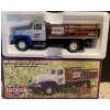 Image 1 : 1957 International Stake Truck with Cloth Sacs 1:34 Scale Diecast 