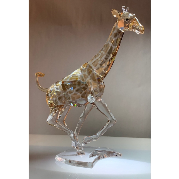 Swarovski Crystal Giraffe 5.5Lx7T 