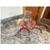 Image 4 : Vintage glassware set features a Bartlett-Collins tomato juice pitcher and four matching tumblers 