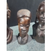 Image 5 : Decorative Statues
