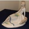 Image 2 : LLADRO Teresa The Tulip Maiden Fine Porcelain Figure  - 5W, 9D, 7T 