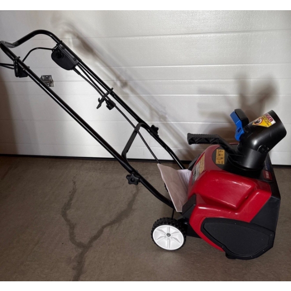 Toro 1500 Power Curve Plug In Snowblower 