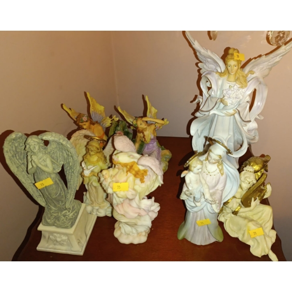 Lovely Angel Figurine Decorative Set Including a Hanging Mother w/ Baby Piece 