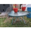 Image 2 : Planters, garden stakes and table