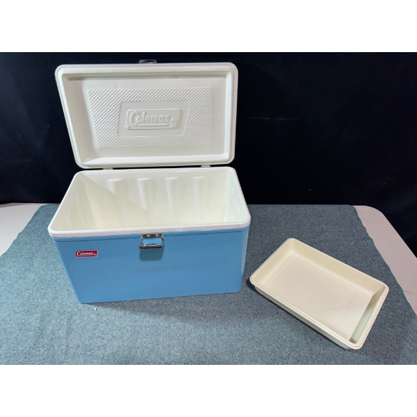 Vintage Coleman Cooler with Removable Tray