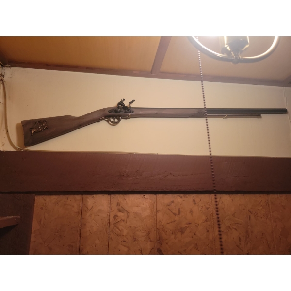 Replica Flintlock Musket - Decorative 18th Century Prop