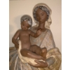 Image 5 : LLADRO Mother w/ Child Sculpture (Child Missing one Finger) - 9W, 8D, 29T