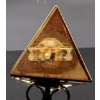 Image 3 : Lovely Triangle Stud Earrings Stamped 333 (8k), Weighs 1.2g 