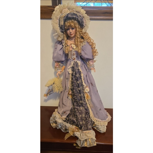 Creepy Doll Collection - May Be Haunted lol 30T