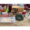 Image 1 : Christmas Decorations, wrapping Paper, Gift Bags, Christmas Tree