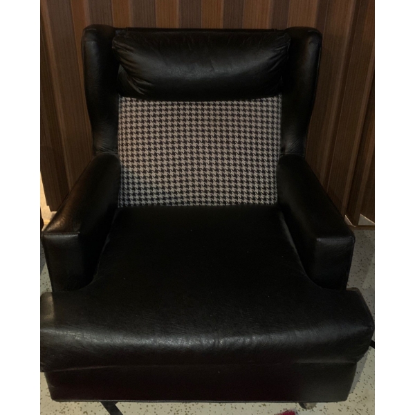 Genuine Leather w/ Printed Upholstery Accent Chair 30x33x35