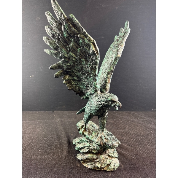 Aquamarine Eagle Statue 24T Meticulous Detail Very Heavy