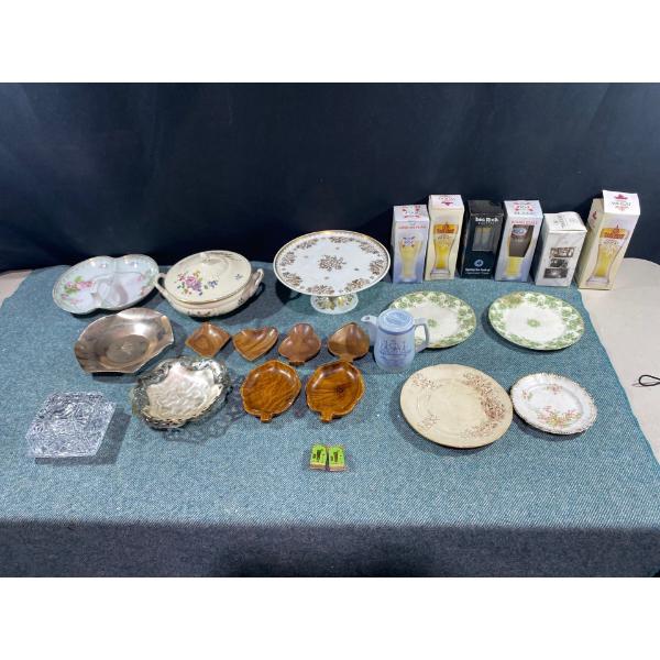 China, beer glasses, serving plate, playing card suit dishes