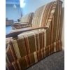 Image 3 : Retro Accent Chair 29x32x33 **Excellent Used Condition