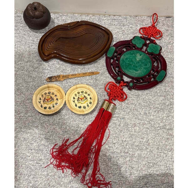 Oriental Decor Incl. Trinket Box made from Coconut, Chinese Resin Lucky Red Knot & More! 