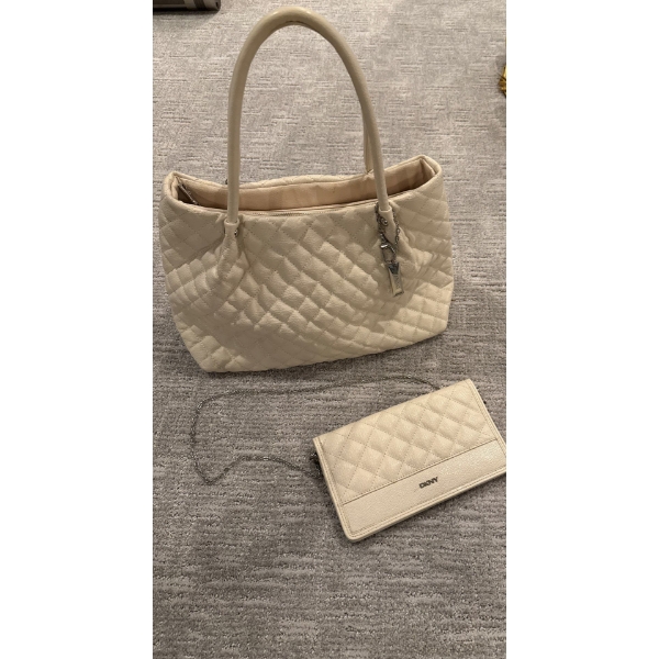 DKNY Ladies Fashion Accessories - Ivory Diamond Tufting Design - Wallet & Purse