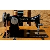 Image 4 : 1930's Singer Model 15-91 Sewing Machine with Attached Table- Tested and Working!