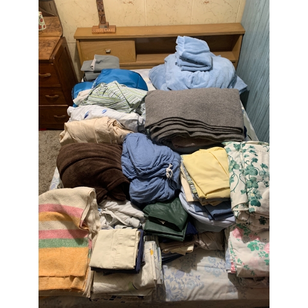 Large lot of Vintage and Modern Bedding and Linens with Blankets and Sheets