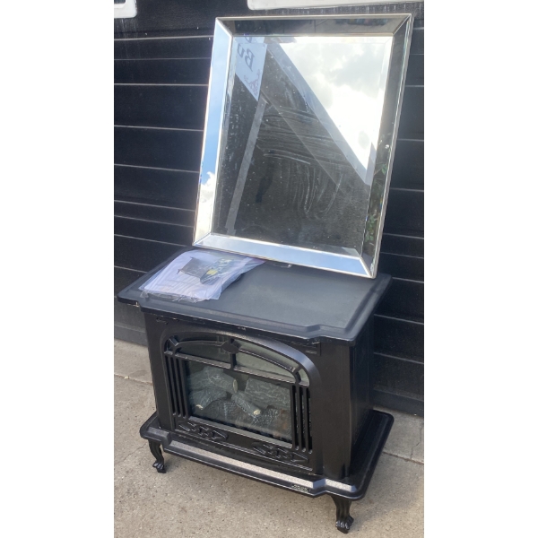 Paramount Electric Fireplace With Remote and Bevelled Wall Mirror