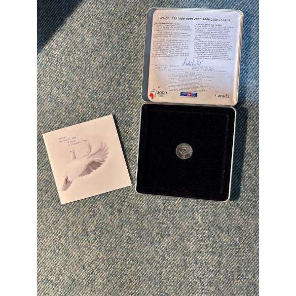 The Official Millennium Keepsake 1999-2000 (4)