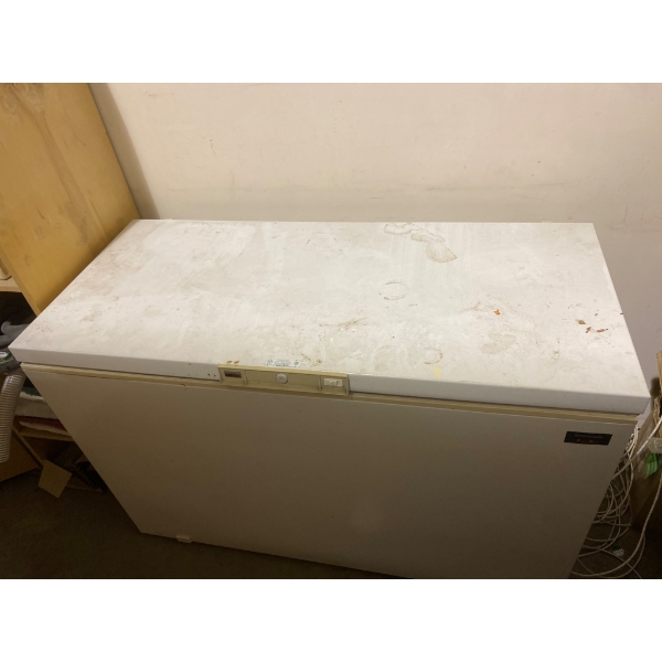Kenmore Sears Best Chest Freezer with Upper Control Panel