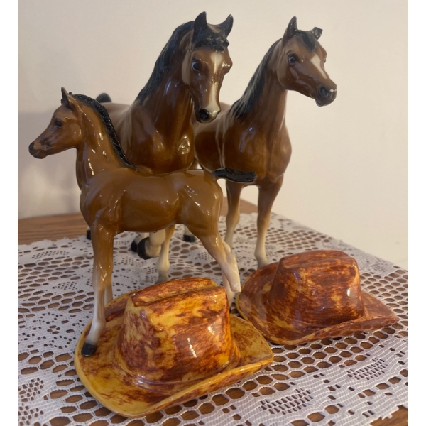 Antique Breyer Family Arabian Mares 11Wx9H (3 Count)