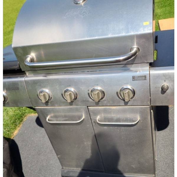 Masterchef Model G45308 Propane Side Burner Barbeque 54 W, 23 D, 47 T w/ Cover 