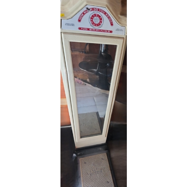 Vintage Watling Company "How Much Do You Weigh" Scale 19 W, 24 D, 48 T 