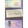 Image 4 : Canadian $10 & $20 Bills