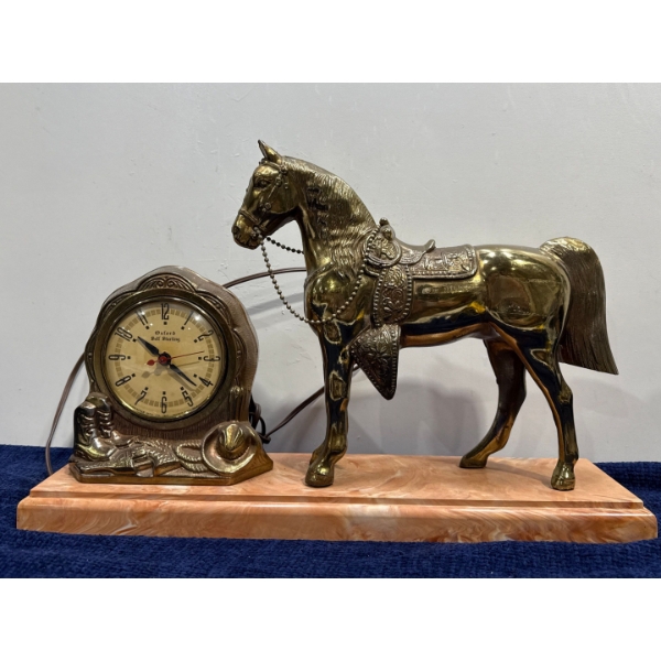 Oxford Self Starting Decorative Clock 17Wx11.5H