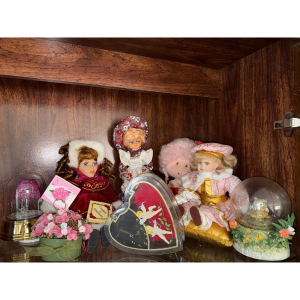 Vintage Porcelain Doll Collection & More 7T