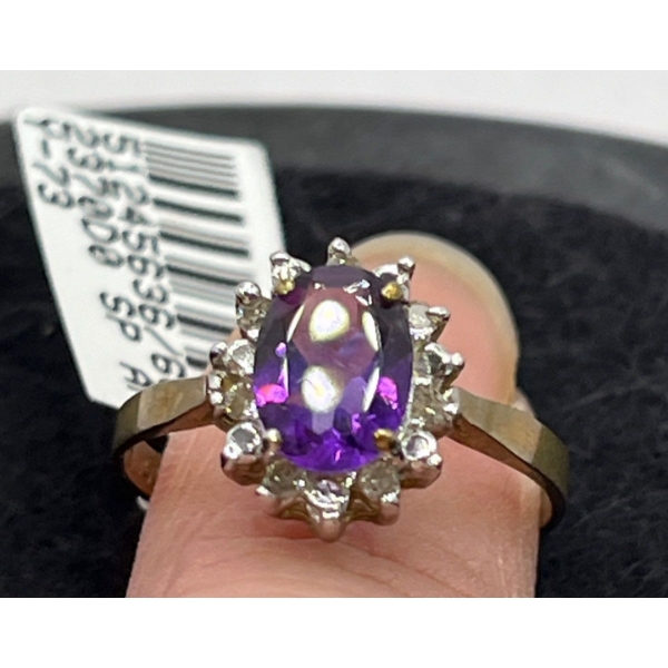 10K Gold, Amethyst and Diamond Cluster Ring (total weight 1.8g)