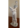 Image 1 : Lladro Porcelain Figurine of a Woman Holding a Child