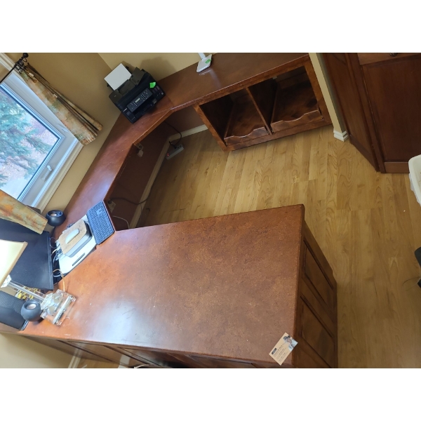 Desk w/Cubbies (2X 74"W, 24"D, 28"T and Middle Piece 48"W, 18"D, 28"T) Disassembly Req- Not Contents