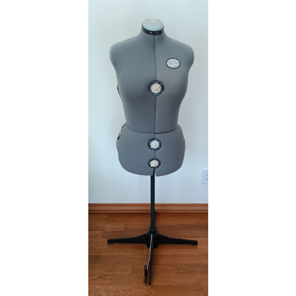 True From Adjustable Mannequin - 53T